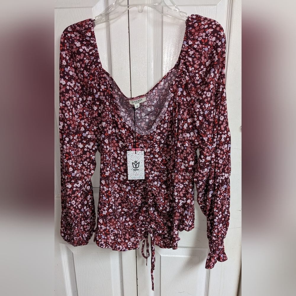 Andree by Unit  size 1X Top